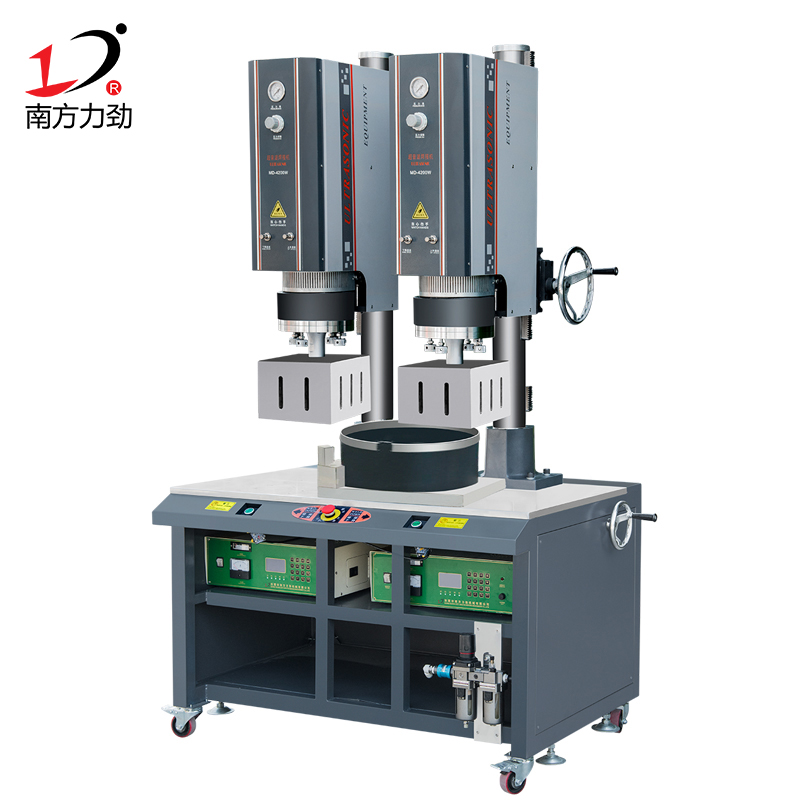 15K4200W雙頭超聲波塑料焊接機